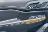 Thumbnail of 2023 Summit White GMC Acadia