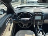 Thumbnail of 2018 White Platinum Metallic Tri-Coat Ford Explorer