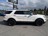 Thumbnail of 2018 White Platinum Metallic Tri-Coat Ford Explorer