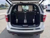 Thumbnail of 2018 White Platinum Metallic Tri-Coat Ford Explorer