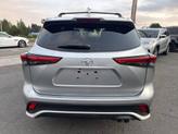 Thumbnail of 2022 Celestial Silver Metallic Toyota Highlander