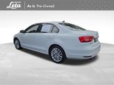 Thumbnail of 2015 White Volkswagen Jetta