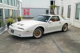 Thumbnail of 1990 White Pontiac Firebird