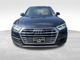 Thumbnail of 2020 Moonlight Blue Metallic Audi Q5