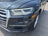 Thumbnail of 2020 Moonlight Blue Metallic Audi Q5