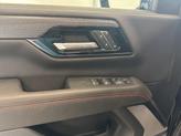 Thumbnail of 2025 Onyx Black GMC Yukon XL