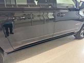Thumbnail of 2025 Onyx Black GMC Yukon XL