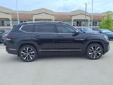 Thumbnail of 2025 Deep Black Pearl Effect Volkswagen Atlas