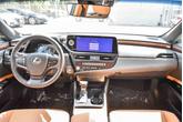 Thumbnail of 2025 Eminent White Pearl Lexus ES 300h