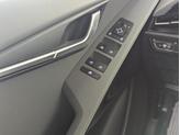 Thumbnail of 2025 Aurora Black Pearl Kia Niro