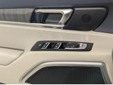 Thumbnail of 2025 Ebony Black Kia Telluride