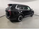 Thumbnail of 2025 Ebony Black Kia Telluride