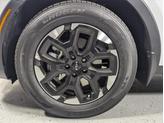 Thumbnail of 2025 Glacial White Pearl Kia Sorento