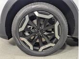 Thumbnail of 2025 Glacial White Pearl Kia Telluride