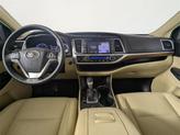 Thumbnail of 2017 Toasted Walnut Pearl Toyota Highlander