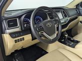 Thumbnail of 2017 Toasted Walnut Pearl Toyota Highlander