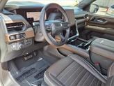 Thumbnail of 2025 White Frost Tricoat GMC Yukon