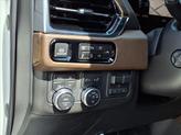 Thumbnail of 2025 White Frost Tricoat GMC Yukon