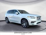 Photo of 2025 Crystal White Volvo XC90 Plug-In Hybrid