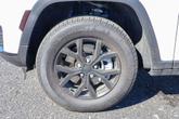 Thumbnail of 2025 Bright White Clearcoat Jeep Grand Cherokee L