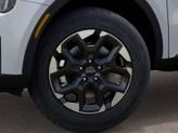 Thumbnail of 2025 Glacial White Pearl Kia Sorento