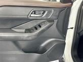Thumbnail of 2021 White / Black Nissan Rogue
