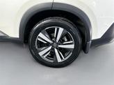 Thumbnail of 2021 White / Black Nissan Rogue