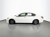 Thumbnail of 2017 White Orchid Pearl Honda Accord