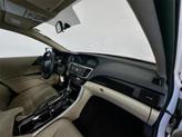 Thumbnail of 2017 White Orchid Pearl Honda Accord