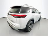 Thumbnail of 2025 Brilliant Silver Metallic Nissan Pathfinder