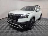 Thumbnail of 2025 Glacier White Nissan Pathfinder