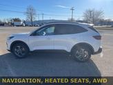 Thumbnail of 2025 Star White Metallic Tri-Coat Ford Escape