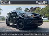 Thumbnail of 2022 Agate Black Metallic Ford Expedition
