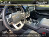 Thumbnail of 2022 Agate Black Metallic Ford Expedition