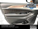Thumbnail of 2025 Bright White Clearcoat Jeep Grand Cherokee L
