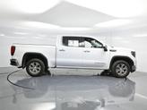 Thumbnail of 2024 Summit White GMC Sierra 1500