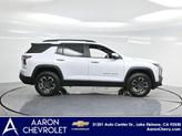 Thumbnail of 2026 Polar White Tricoat Chevrolet Equinox