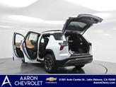 Thumbnail of 2026 Polar White Tricoat Chevrolet Equinox