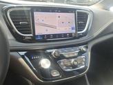Thumbnail of 2026 Diamond Black Crystal Pearlcoat Chrysler Pacifica