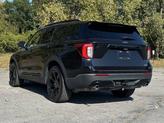 Thumbnail of 2022 Agate Black Metallic Ford Explorer