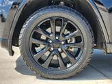 Thumbnail of 2022 Diamond Black Crystal Pearlcoat Jeep Grand Cherokee