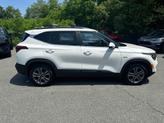 Thumbnail of 2023 Snow White Pearl Kia Seltos