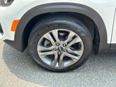 Thumbnail of 2023 Snow White Pearl Kia Seltos
