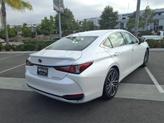 Thumbnail of 2025 Eminent White Pearl 085 Lexus ES 300h