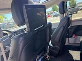 Thumbnail of 2018 Bright White Clearcoat Chrysler Pacifica