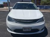 Thumbnail of 2018 Bright White Clearcoat Chrysler Pacifica