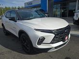 Photo of 2025 Iridescent Pearl Tricoat Chevrolet Blazer