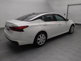 Thumbnail of 2019 White Nissan Altima