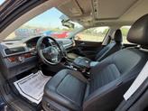 Thumbnail of 2012 Glacier Blue Metallic Volkswagen Passat
