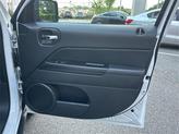 Thumbnail of 2016 Bright White Clearcoat Jeep Patriot